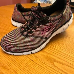 Skechers Women's Multi Colored Comfort 10